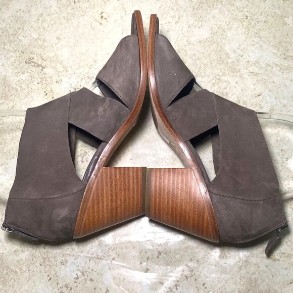 Eileen Fisher Brown Ann Tumbled Nubuck Leather Sandal Zip Back Block Heels - Picture 5 of 9